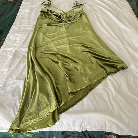 Cider Olive Green Velvet Party Dress 4X Asymmetrical Hem Cowl Collar Spaghetti - Picture 5 of 10